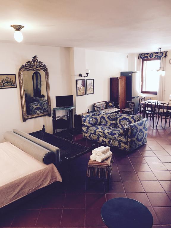 Carraresi Room เตรวิโซ ภายนอก รูปภาพ